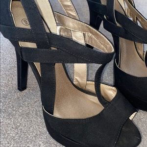 Shoe